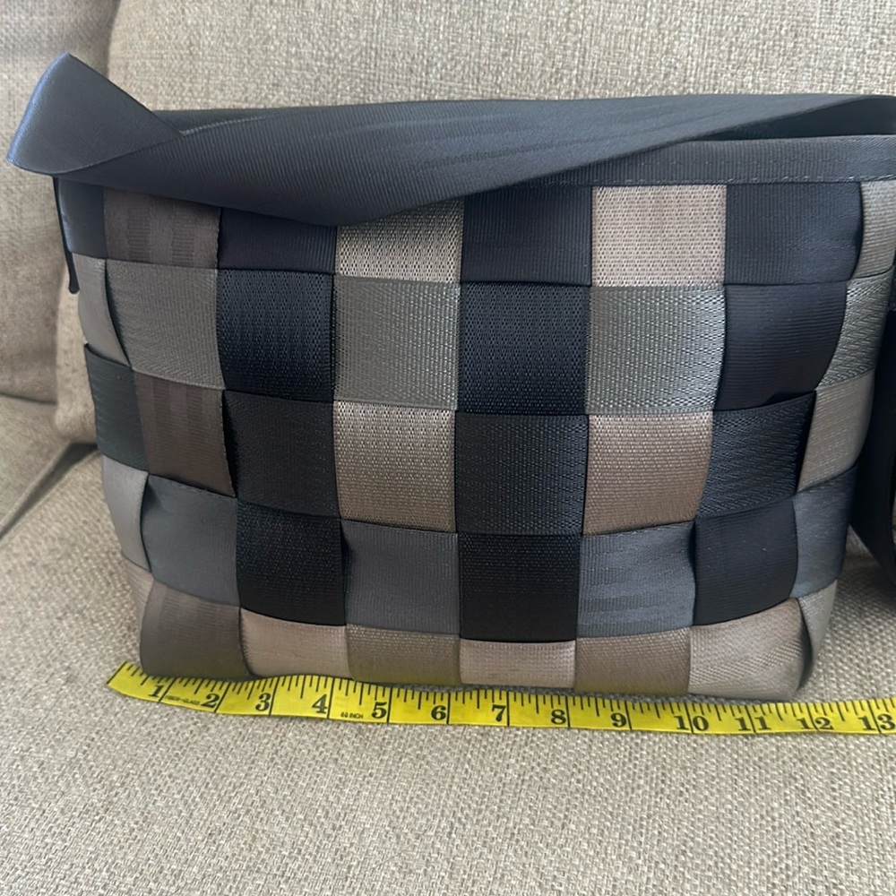 Harveys Seatbelt Bag